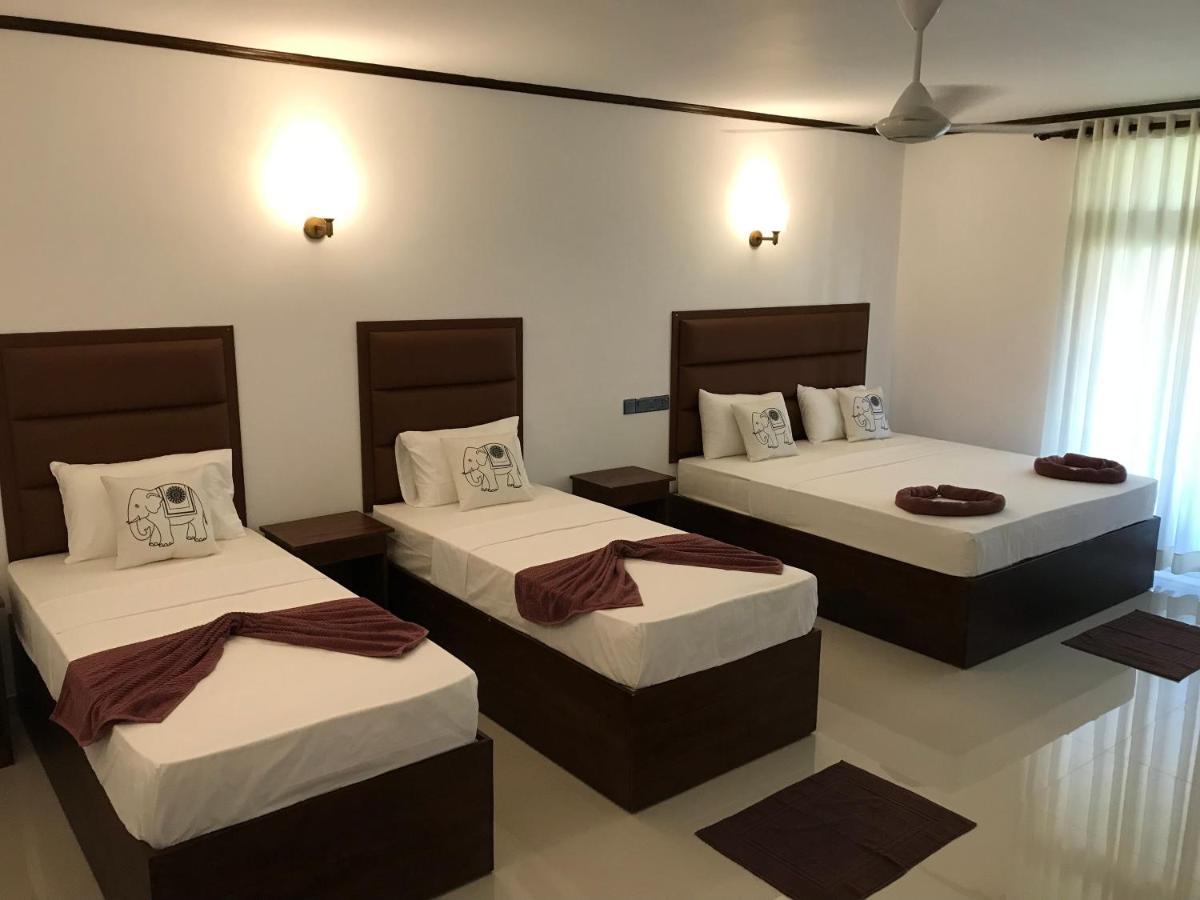 Lemazone Inn Mirissa Luaran gambar