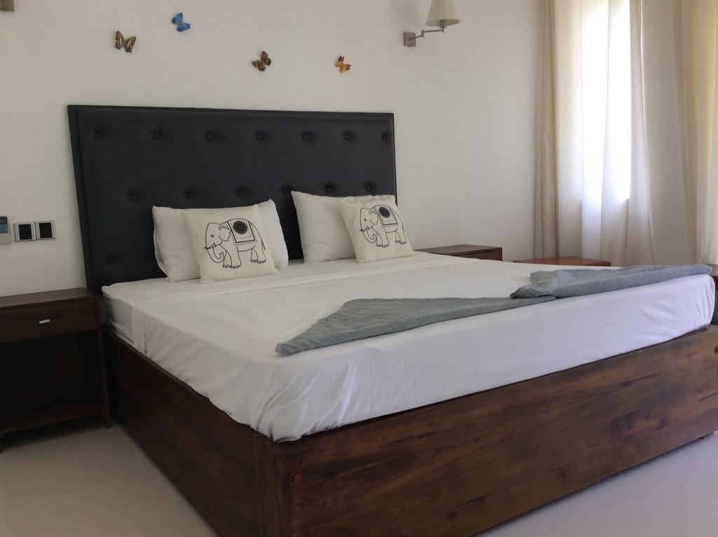 Lemazone Inn Mirissa Bilik gambar